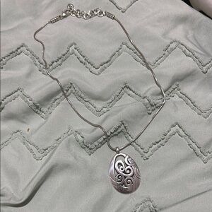 Elegant Silver Swirl Pendant Necklace